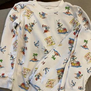 Kissy kissy pajamas. Size 6. Like new.